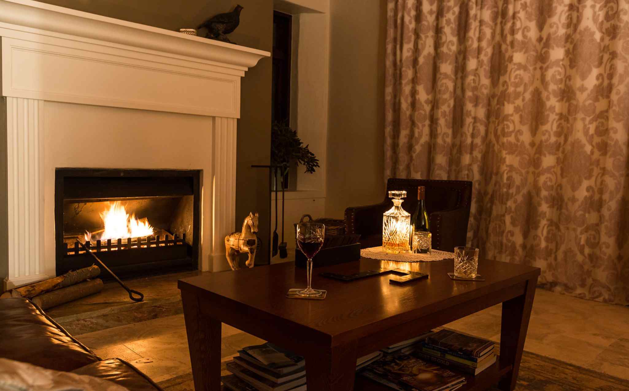 Lake Pukaki Villa Fireplace Lake Pukaki Villa Fireplace