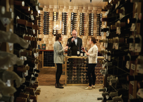 Grampians Peak Trail Luxury Taster Cellar Tour Grampians Peak Trail Luxury Taster Cellar Tour